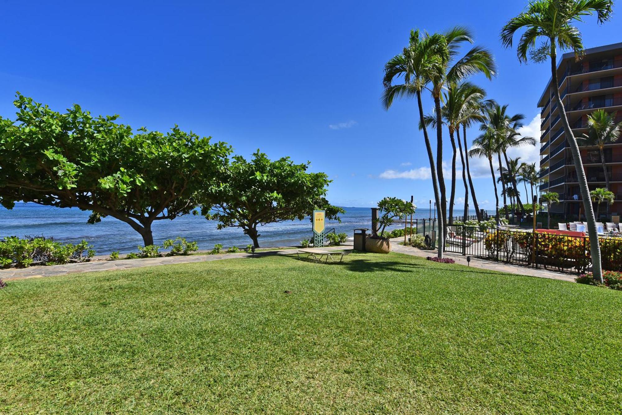 Kaanapali Shores 160 - Sleep Steps Away From The Ocean Kahana Exterior foto